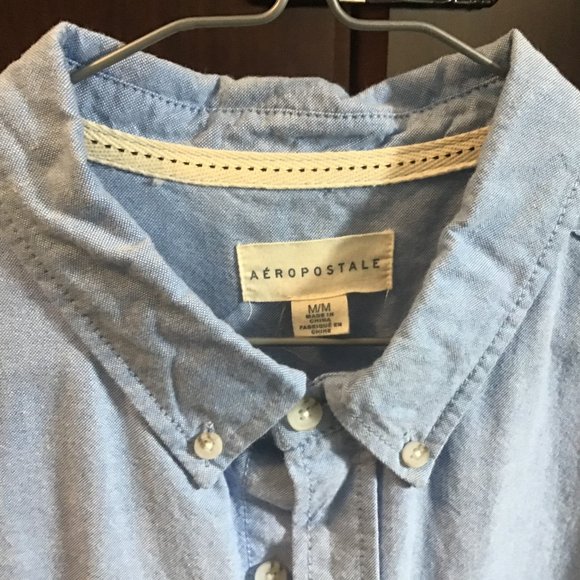 Aeropostale Light Blue Cotton button down shirt (M) - Picture 2 of 4